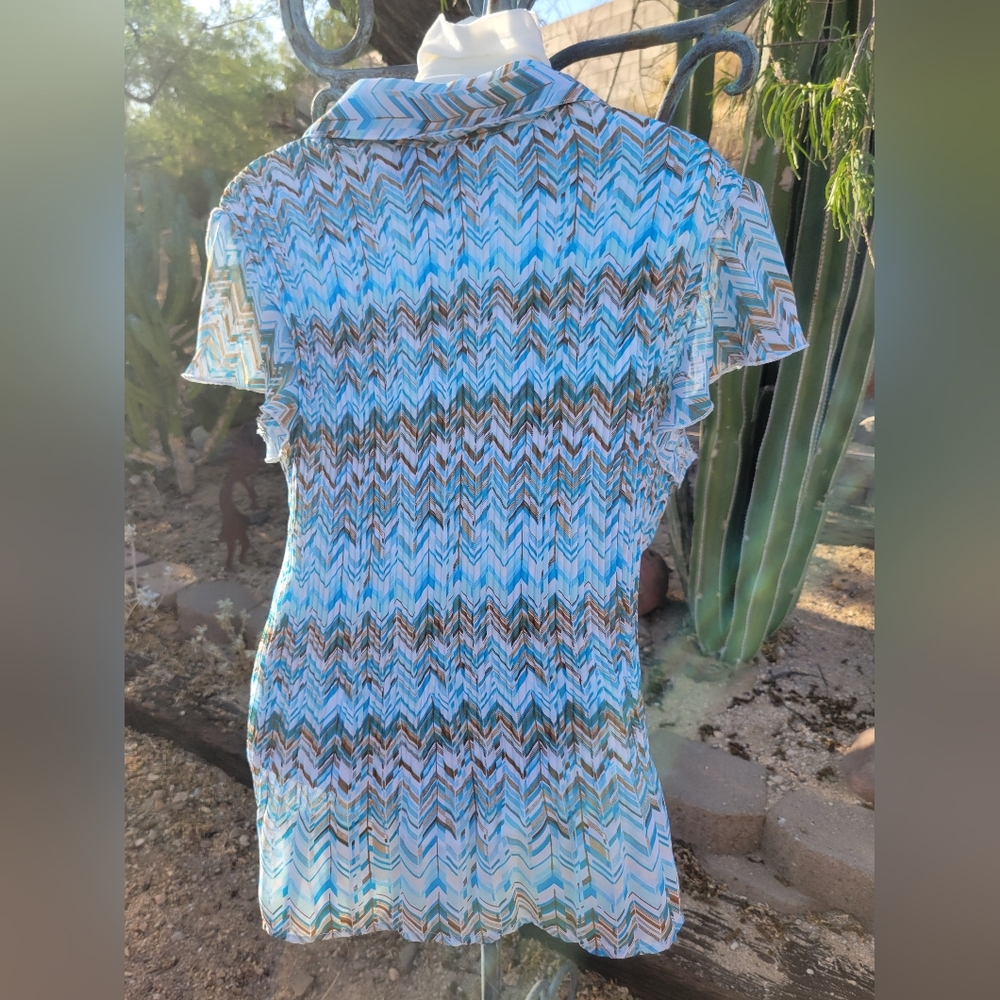 Chevron Patterned Blue Lightweight Blouse - image 2